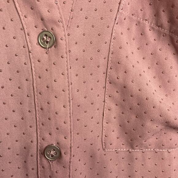 New York & Company Size Extra Large Pink Textured polka Dot Long Sleeved Blouse - Picture 5 of 9